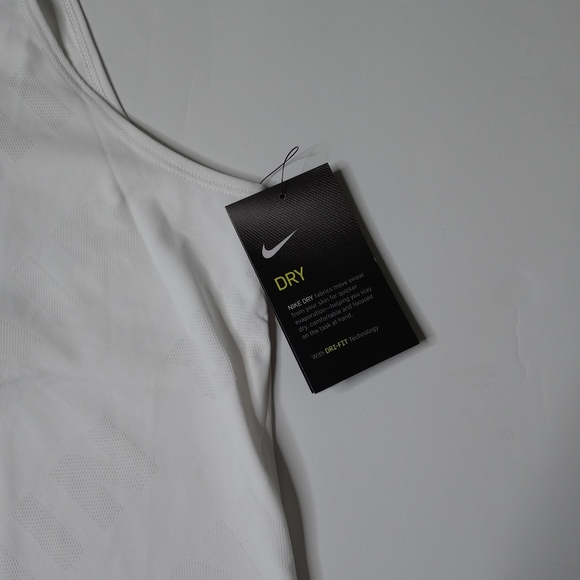 Nike Women's Air Running White Tank Top Size Large - Picture 11 of 13